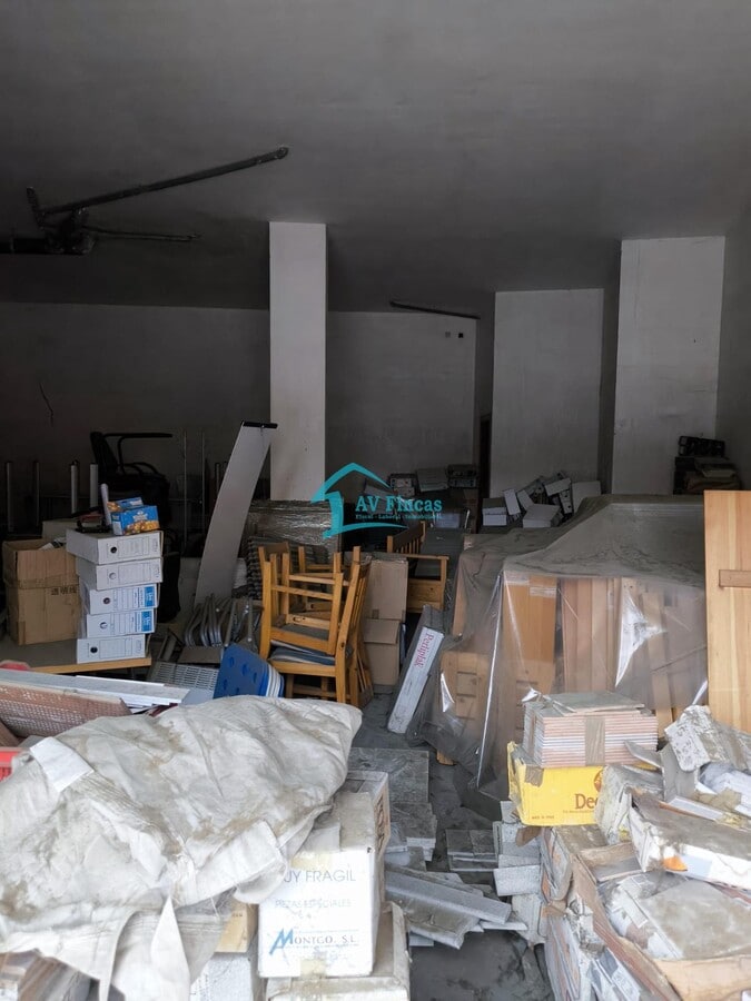 Montcada i Reixac, BAR 08110 -  -  - Interior Photo - Image 1 of 4