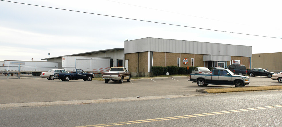 3126 Carrier St, Memphis, TN for sale - Building Photo - Image 2 of 3