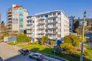 More details for 1665 Duchess Ave, West Vancouver, BC - Multifamily for Sale