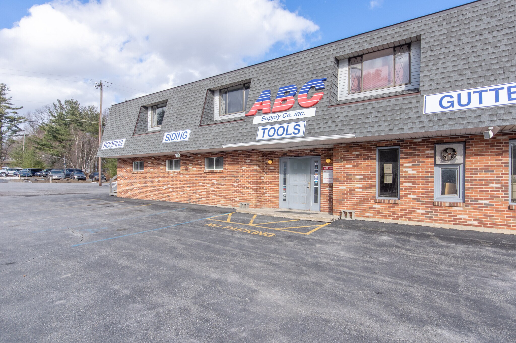 264 Route 196, Tobyhanna, PA for sale Primary Photo- Image 1 of 1