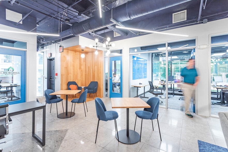 1122 Lady St, Columbia, SC for lease - Interior Photo - Image 3 of 10