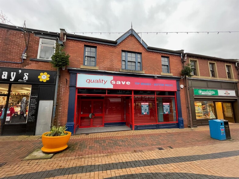 30-32 Chapel St, Chorley for sale - Building Photo - Image 1 of 3