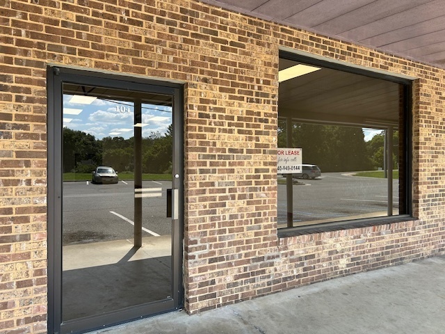 1805 East Side Hwy, Crimora, VA for lease - Building Photo - Image 2 of 11