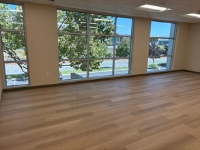 47653-47693 Lakeview Blvd, Fremont, CA for lease Interior Photo- Image 1 of 2