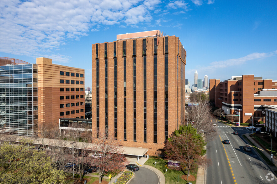 1900 Randolph Rd, Charlotte, NC for lease - Building Photo - Image 1 of 8