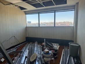 3401 Glendale Ave, Toledo, OH for lease Building Photo- Image 2 of 4