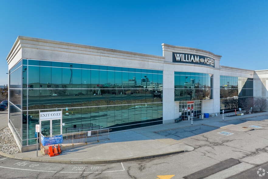 111 Creditview Rd, Vaughan, ON for sale - Building Photo - Image 1 of 1