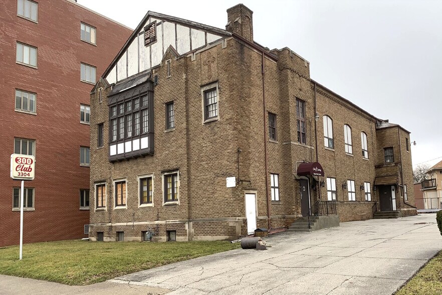 3304 Collingwood Blvd, Toledo, OH 43610 Retail for Sale