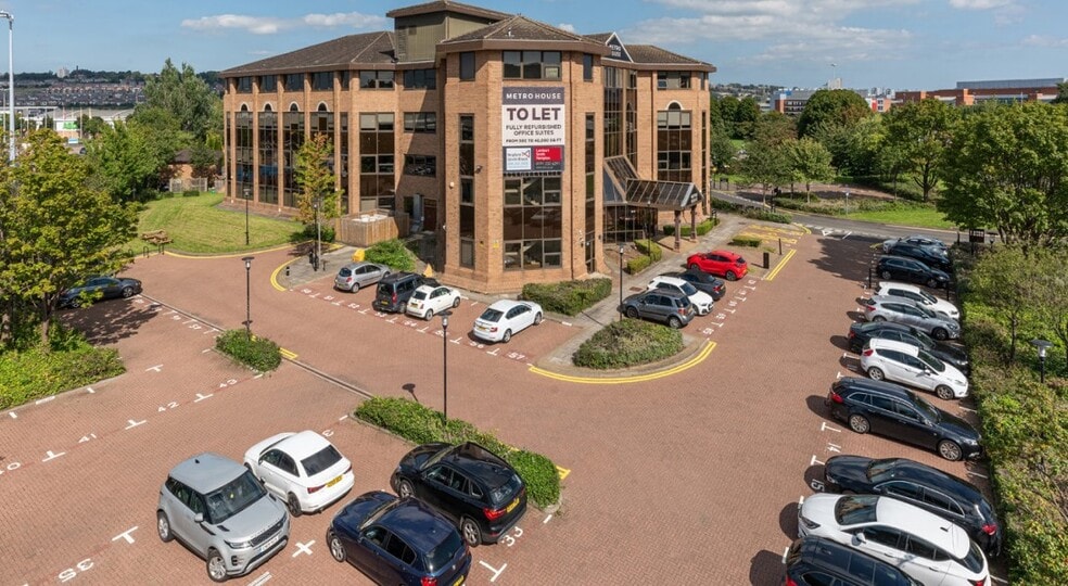 Kingsway N, Gateshead for lease - Building Photo - Image 2 of 3