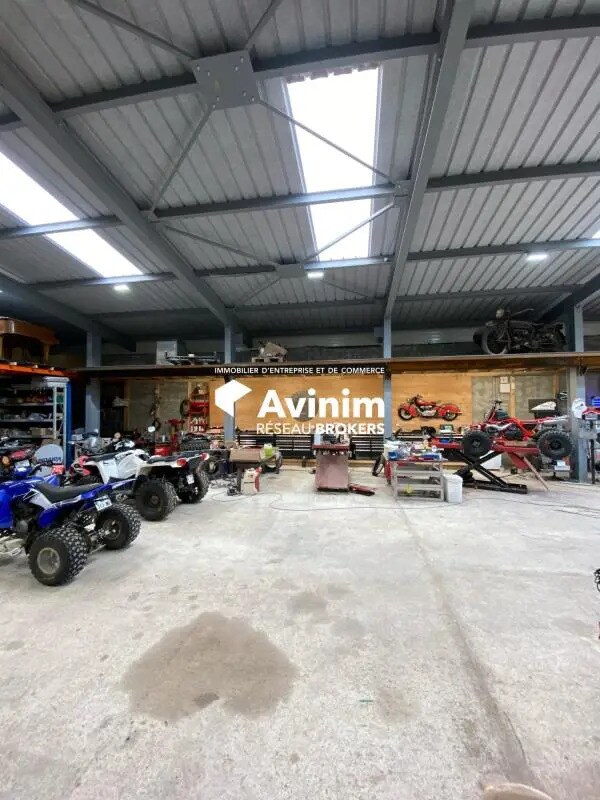Vente Local d'activités 360 m² - Photo 1
