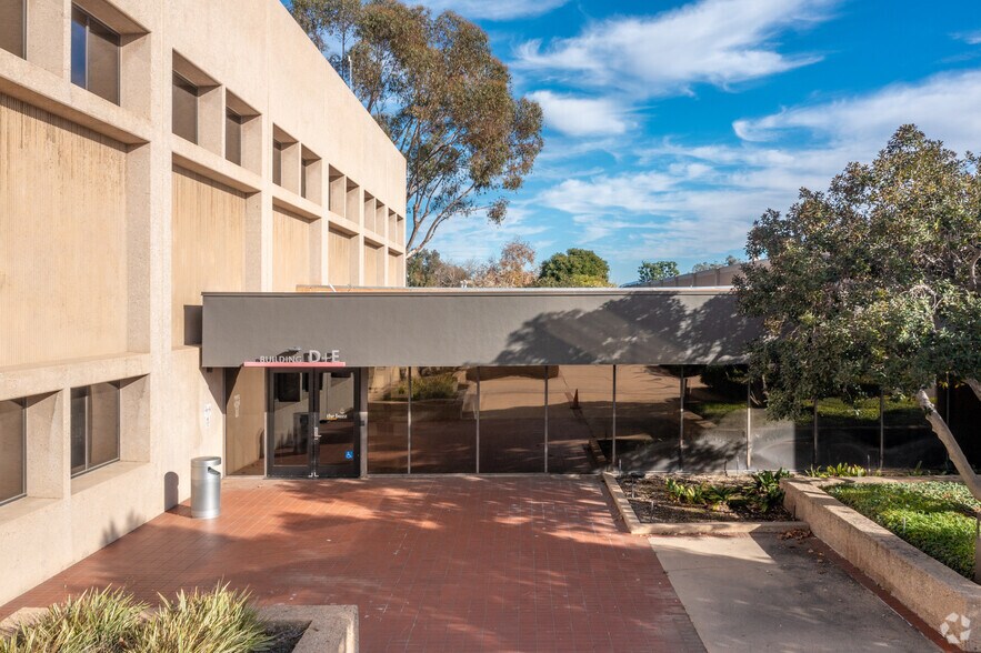 200 S Kraemer Blvd, Brea, CA for sale - Building Photo - Image 3 of 6