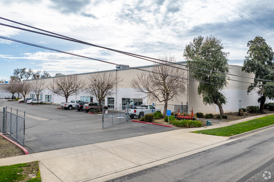 859 F St, West Sacramento, CA for lease - Primary Photo - Image 1 of 17