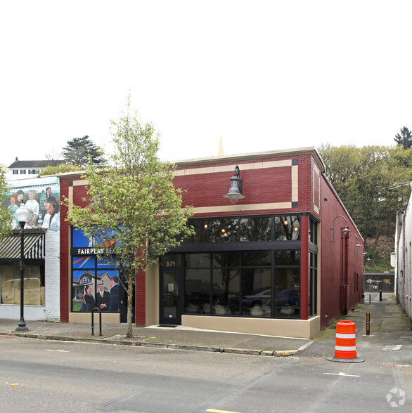 814 Main St, Oregon City, OR for lease - Building Photo - Image 2 of 4