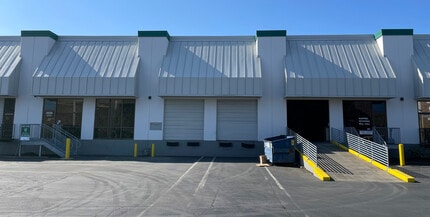 3571-3599 NW Yeon Ave, Portland, OR for lease Interior Photo- Image 1 of 3