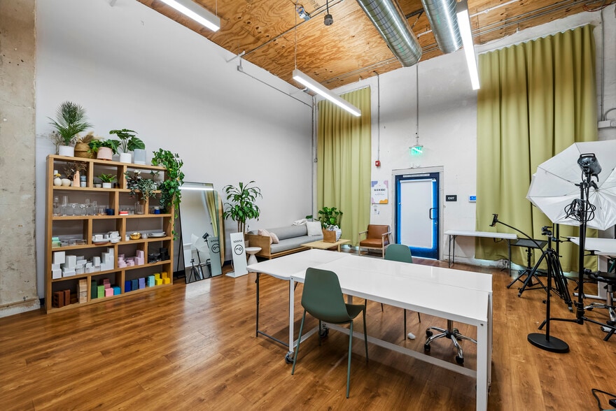 2807-2811 W Sunset Blvd, Los Angeles, CA for lease - Interior Photo - Image 3 of 6