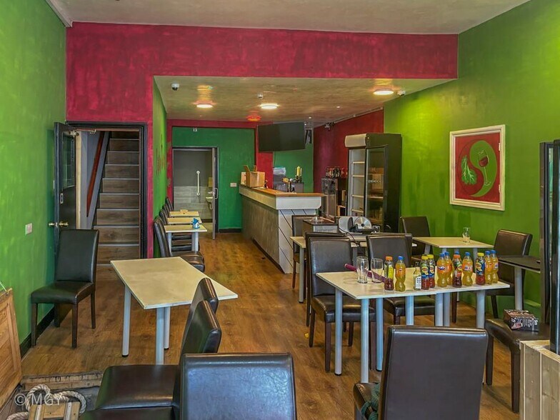 161 Cowbridge Rd E, Cardiff for sale - Interior Photo - Image 3 of 10