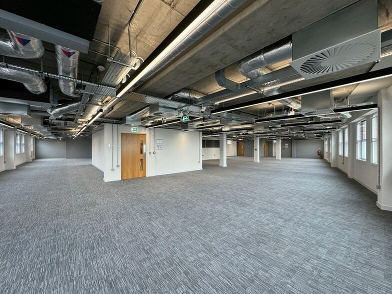 29 Grove Hill Rd, Harrow for lease - Building Photo - Image 3 of 5