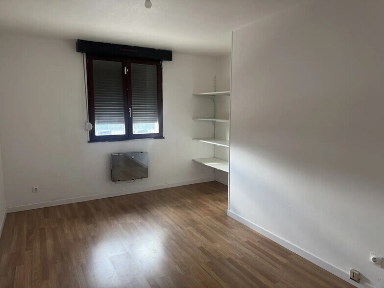 8 Avenue Benoît Frachon, Reims for lease - Interior Photo - Image 3 of 6