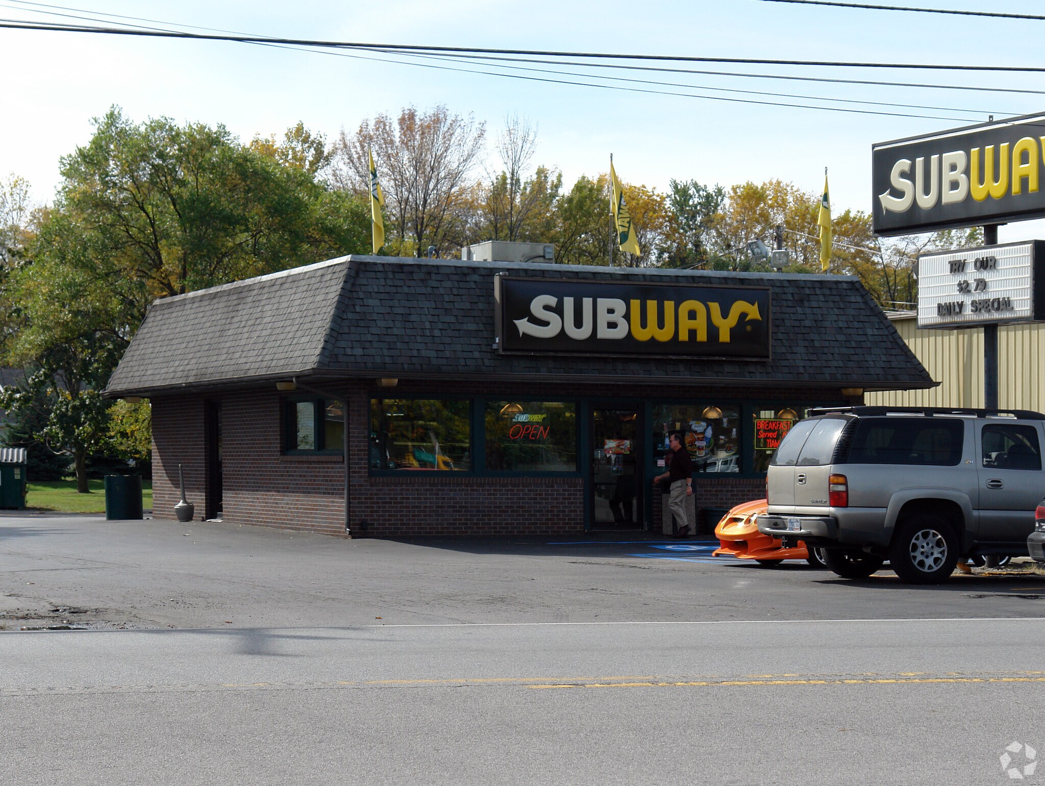 411 State Road 930 W, New Haven, IN for sale Primary Photo- Image 1 of 1