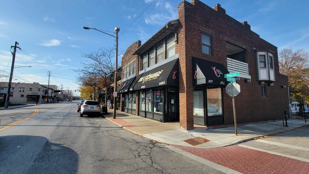 15100-15118 Detroit Ave, Lakewood, OH for lease - Building Photo - Image 1 of 6