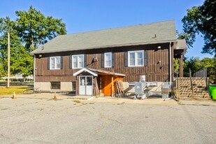 52 Gladdu Avenue - Pub