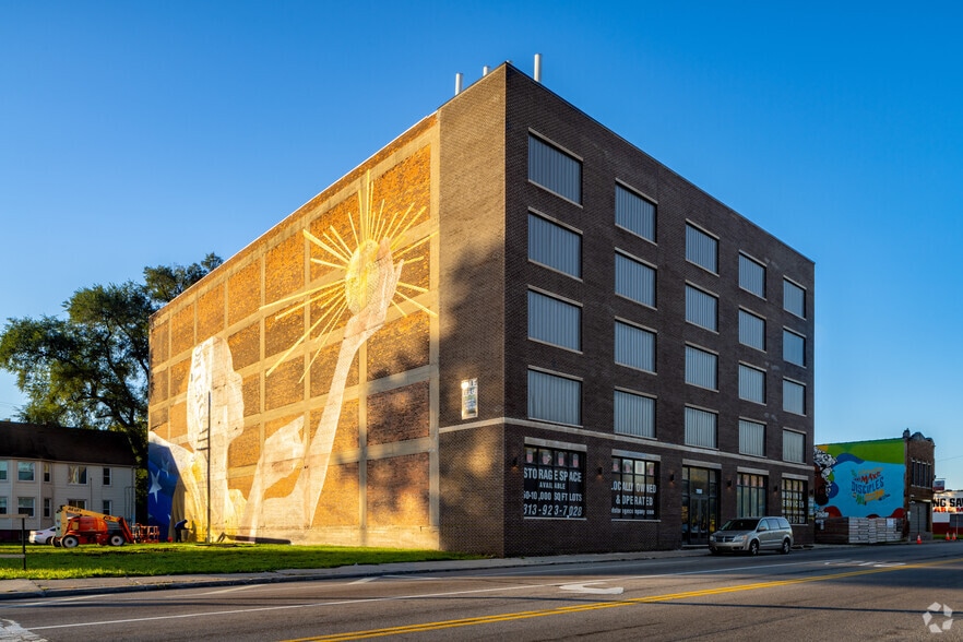 7930 Mack Ave, Detroit, MI for sale - Building Photo - Image 2 of 10