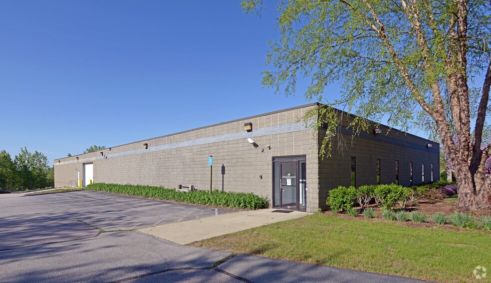 816 Middle Rd, East Greenwich, RI for sale - Primary Photo - Image 1 of 1