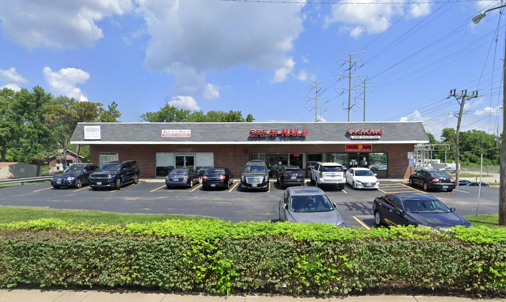 843-849 N Highway 67, Florissant, MO for lease - Building Photo - Image 1 of 2