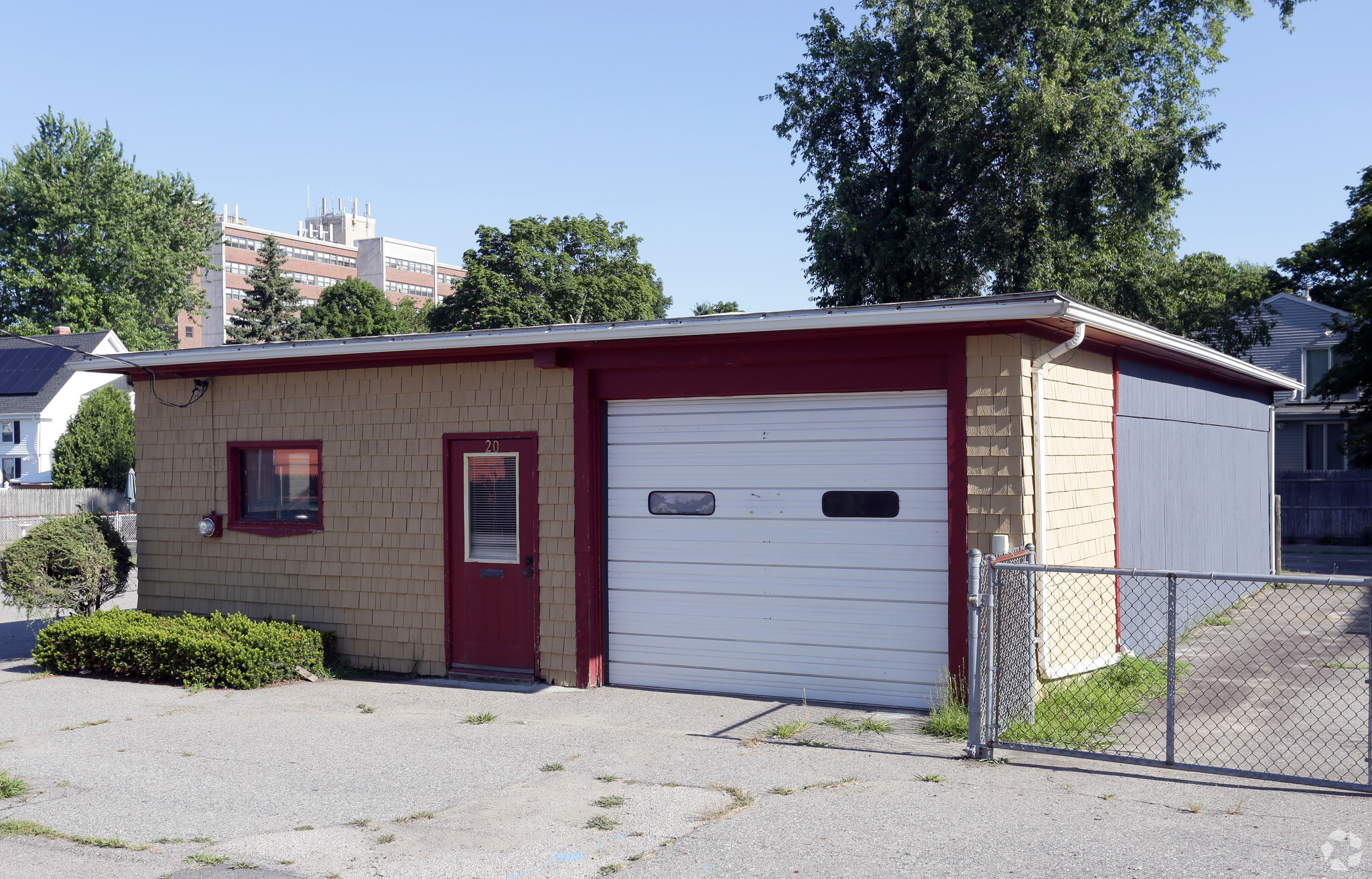 20 Hoppin Ave, Riverside, RI for sale Primary Photo- Image 1 of 1