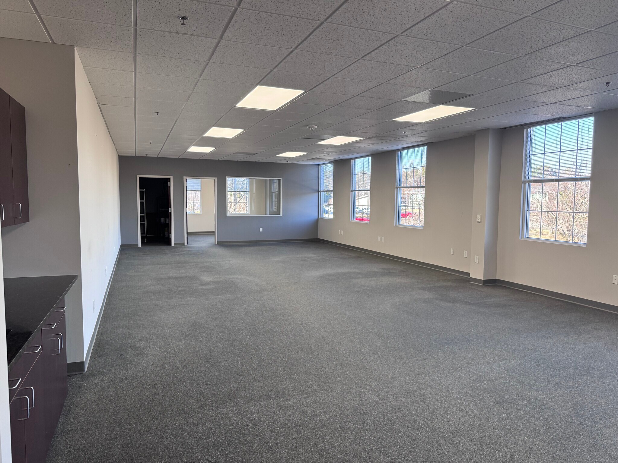 50101 Governors Dr, Chapel Hill, NC for lease Interior Photo- Image 1 of 5