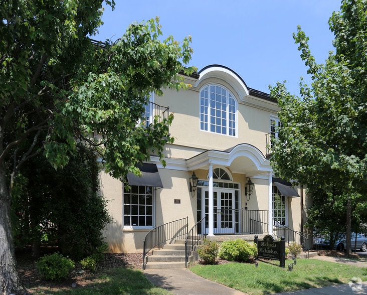 107 Glenwood Ave, Raleigh, NC for lease - Primary Photo - Image 1 of 6