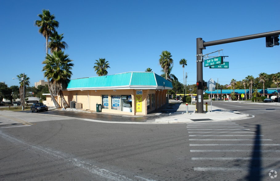 1383 Gulf To Bay Blvd, Clearwater, FL for lease - Building Photo - Image 1 of 25