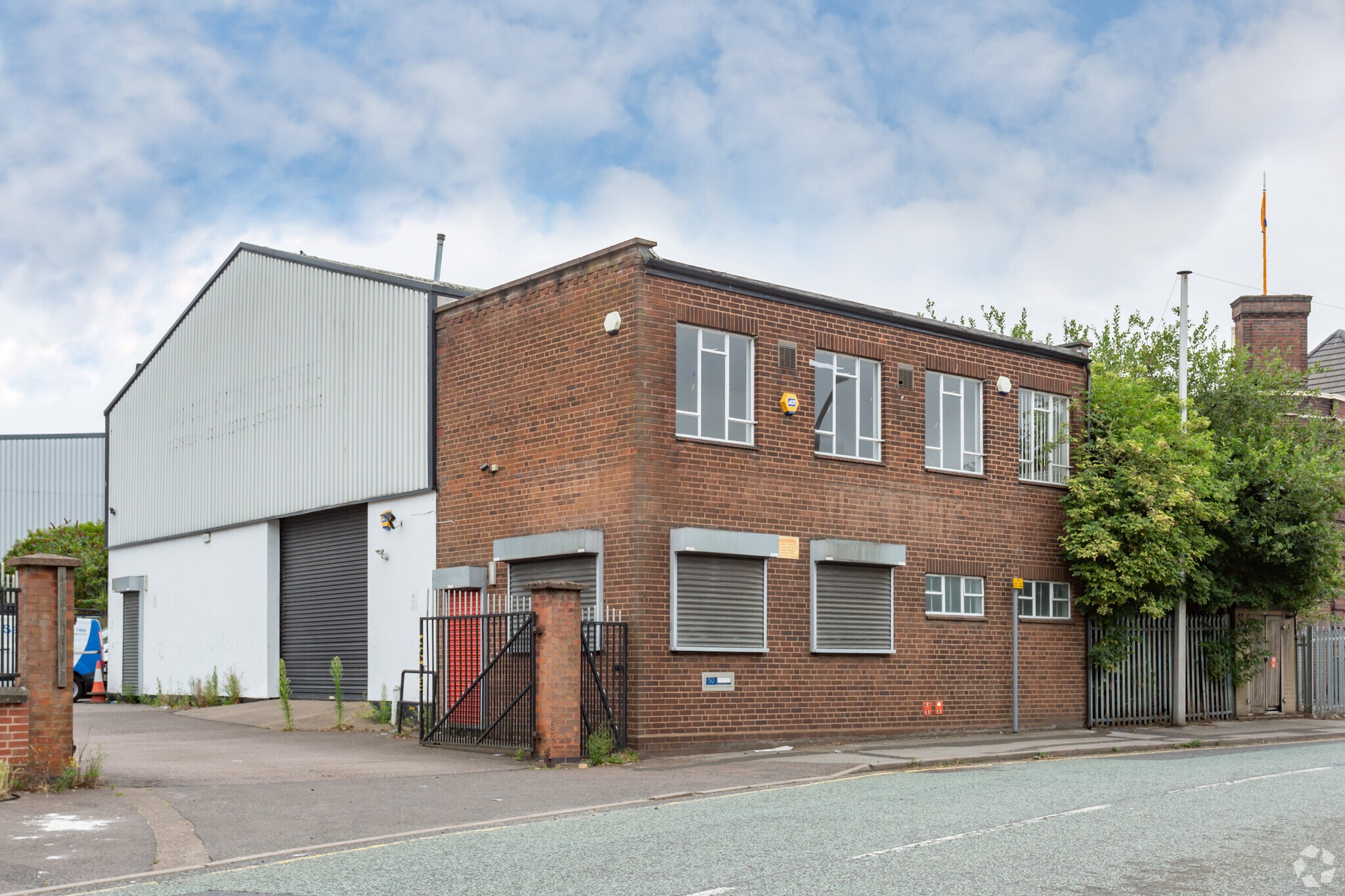 50 Popes Ln, Oldbury for sale Primary Photo- Image 1 of 1