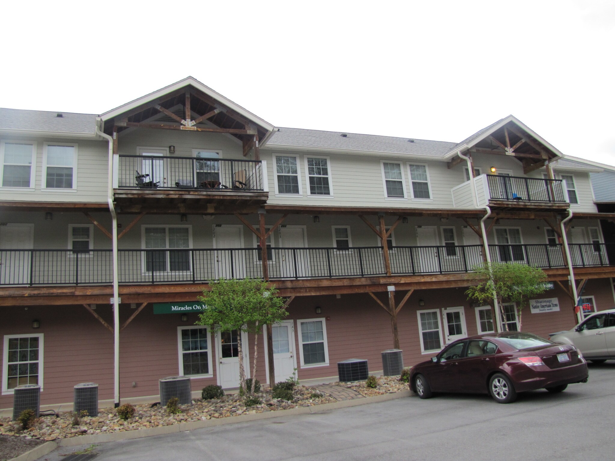 849 Glades Rd, Gatlinburg, TN 37738 Covered Bridge In The Glades