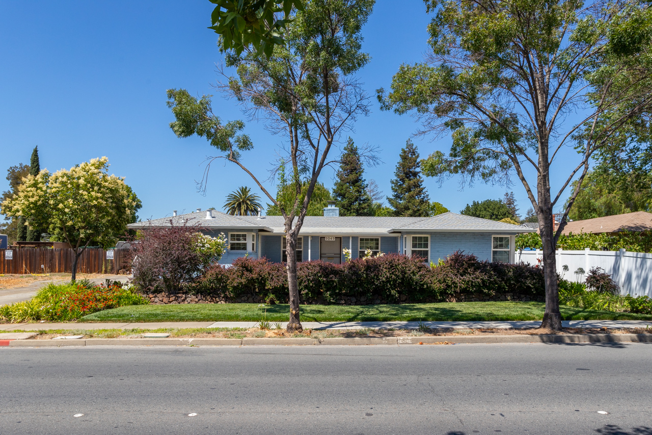 3243 Clayton Rd, Concord, CA for sale Building Photo- Image 1 of 1