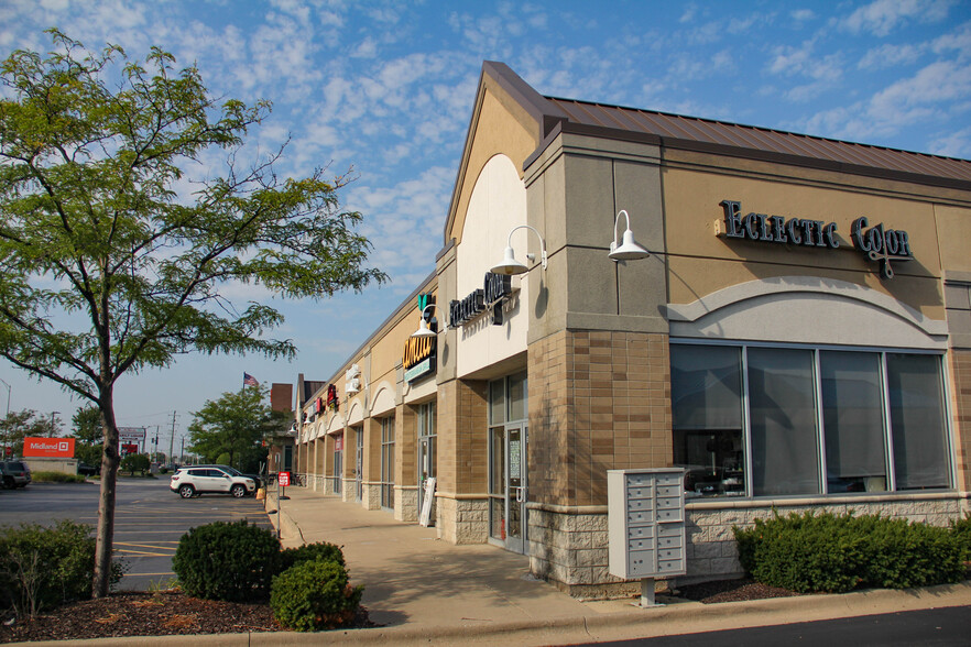 1520-1538 Route 59, Joliet, IL for lease - Building Photo - Image 3 of 4