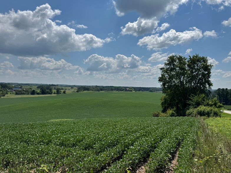 Crawfish Rd, Ixonia, WI for sale - Building Photo - Image 2 of 14