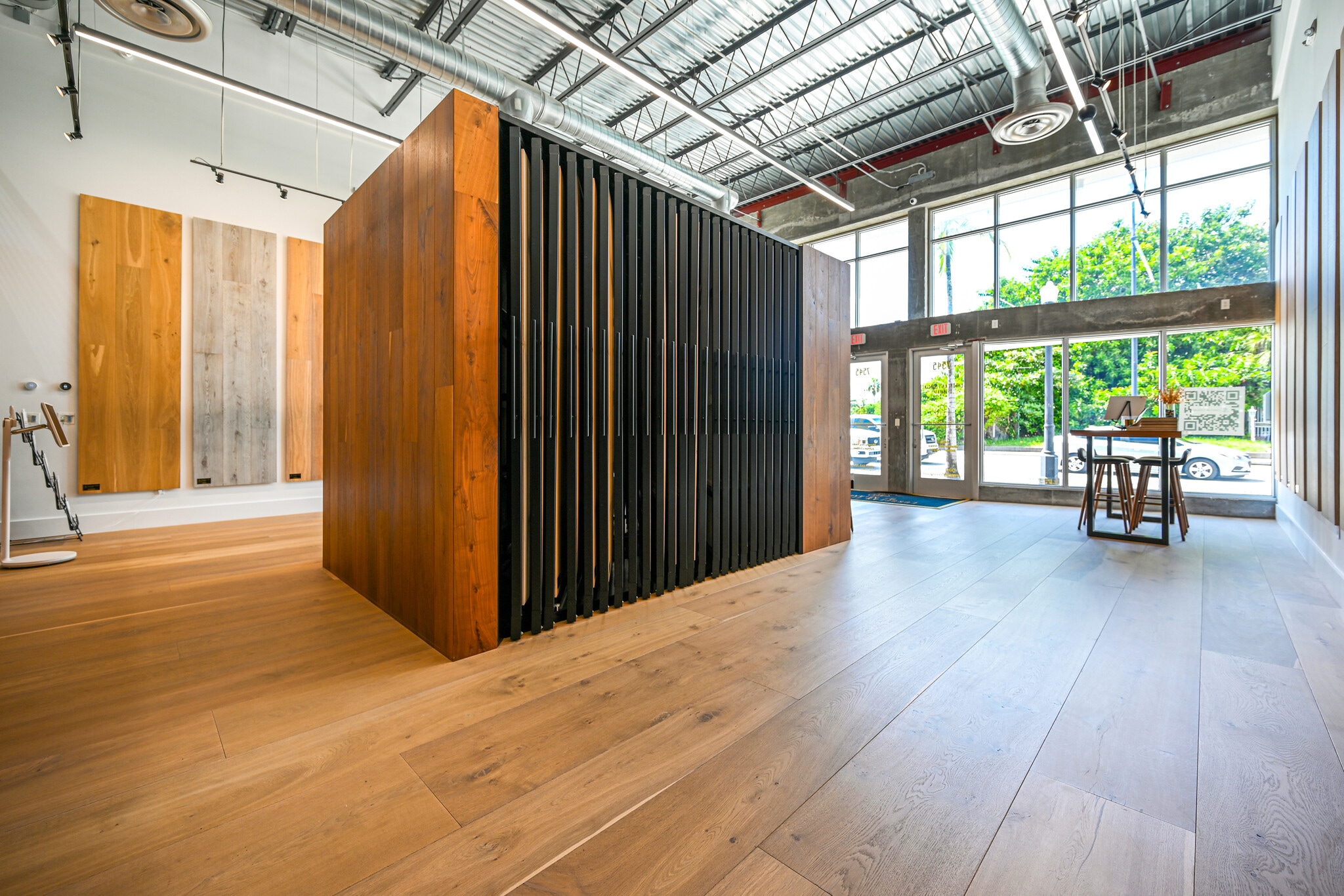 7541 Biscayne, Miami, FL for lease Interior Photo- Image 1 of 7