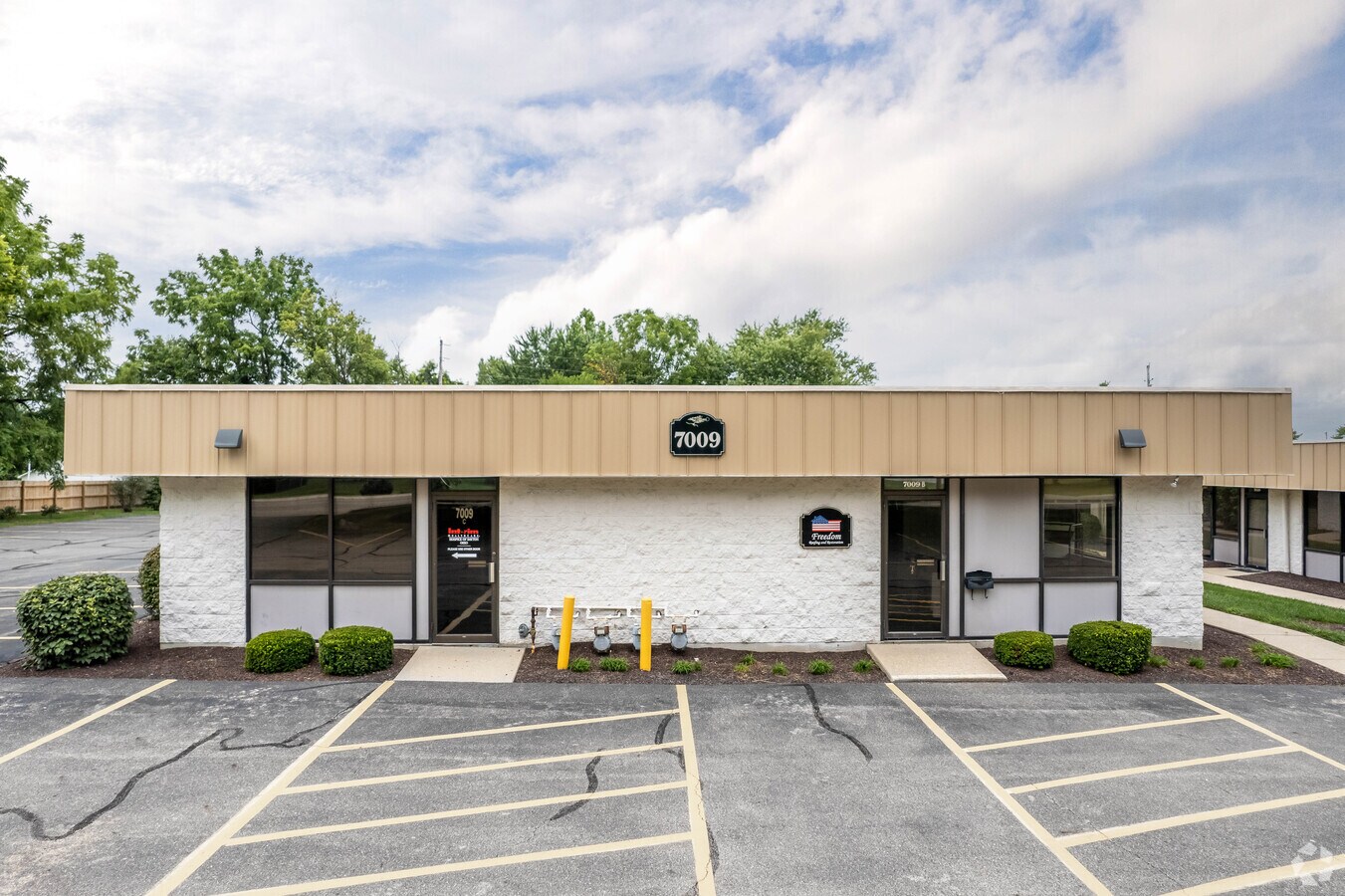 7009 Taylorsville Rd, Huber Heights, OH 45424 Grove Park Office