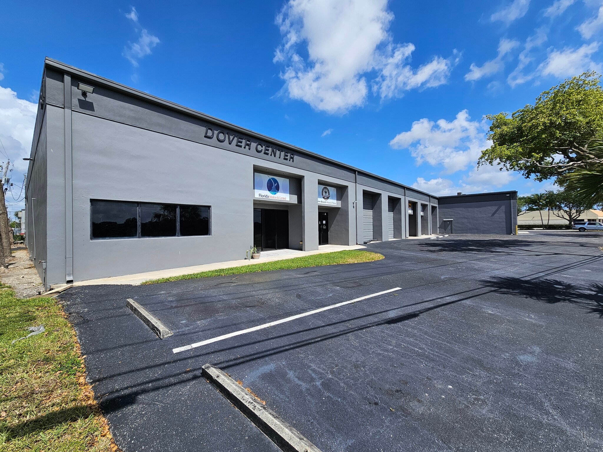 8111 Garden Rd, Riviera Beach, FL for lease Building Photo- Image 1 of 6