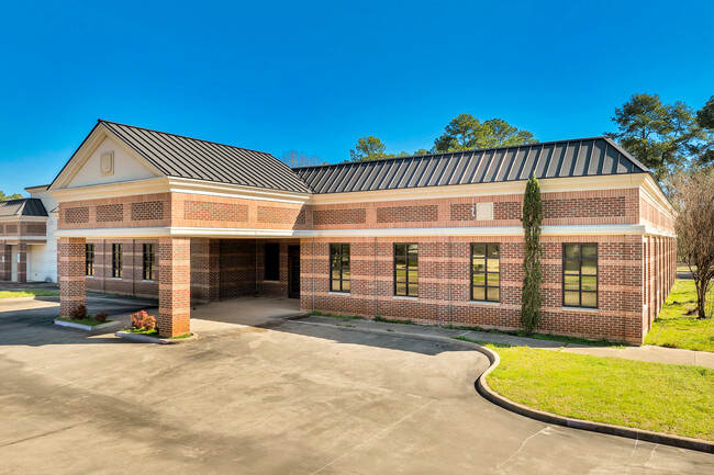More details for 200 Renaissance Way, Crockett, TX - Office for Sale