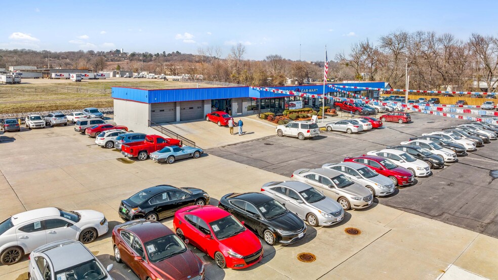 4006 Towson Ave, Fort Smith, AR for sale - Building Photo - Image 1 of 3