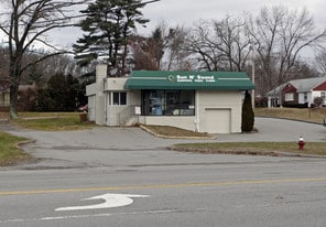 606 Southbridge St, Auburn MA - Convenience Store