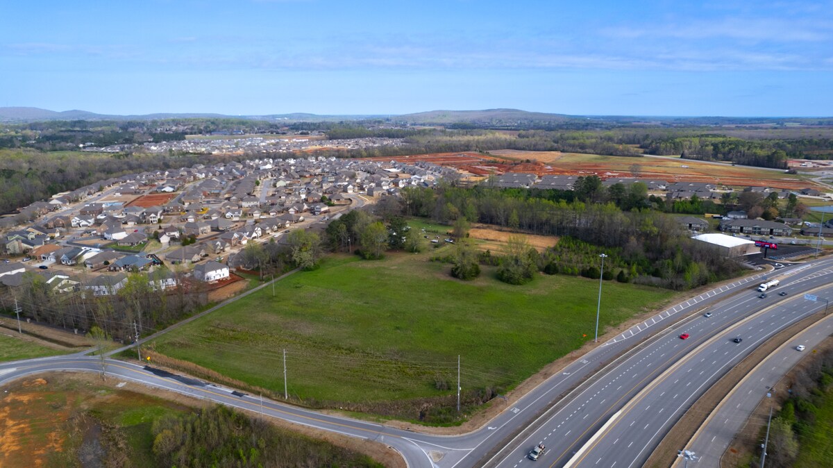 941 Blake Bottom Rd NW, Huntsville, AL 35806 Prime Corner lot on