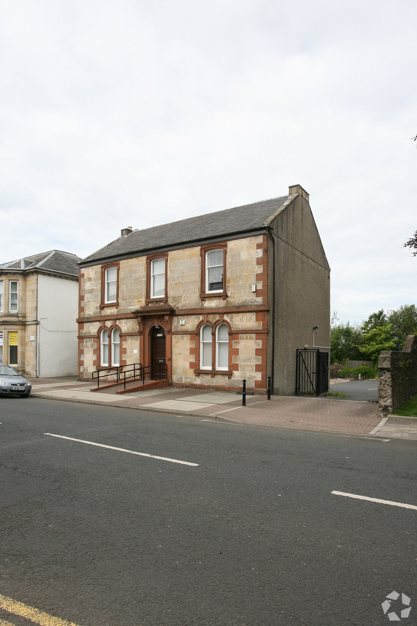 49 Bank St, Irvine for sale Primary Photo- Image 1 of 1