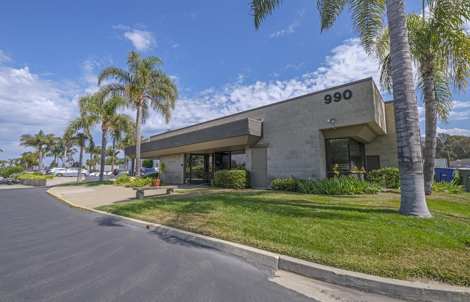 990 Cindy Ln, Carpinteria, CA for lease - Building Photo - Image 1 of 4