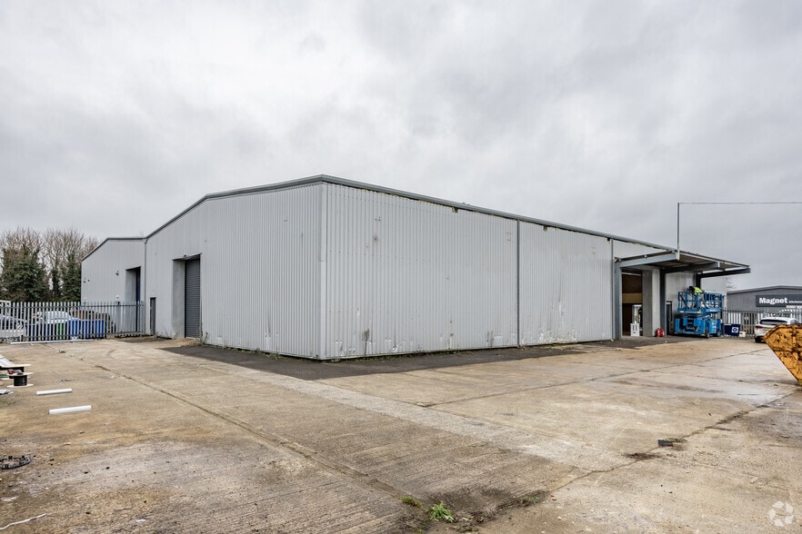 Dunbeath Rd, Swindon for lease - Building Photo - Image 2 of 2