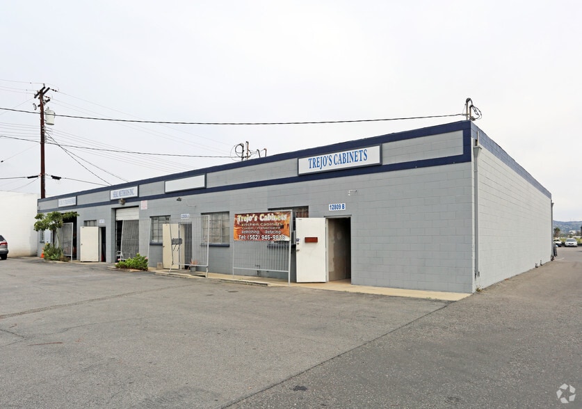12807-12811 Los Nietos Rd, Santa Fe Springs, CA for lease - Building Photo - Image 3 of 5