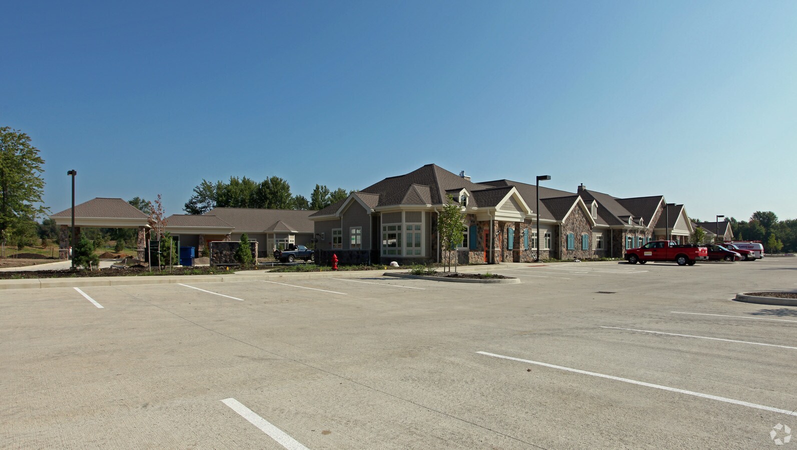 5075 Windfall Rd, Medina, OH 44256