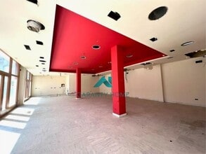 Retail in Bormujos, Sevilla for lease Interior Photo- Image 2 of 4